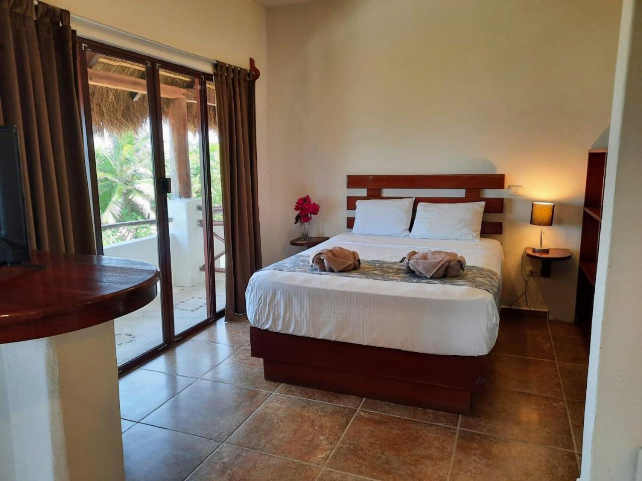 Porto Coral Hotel & Suites Chetumal Zewnętrze zdjęcie