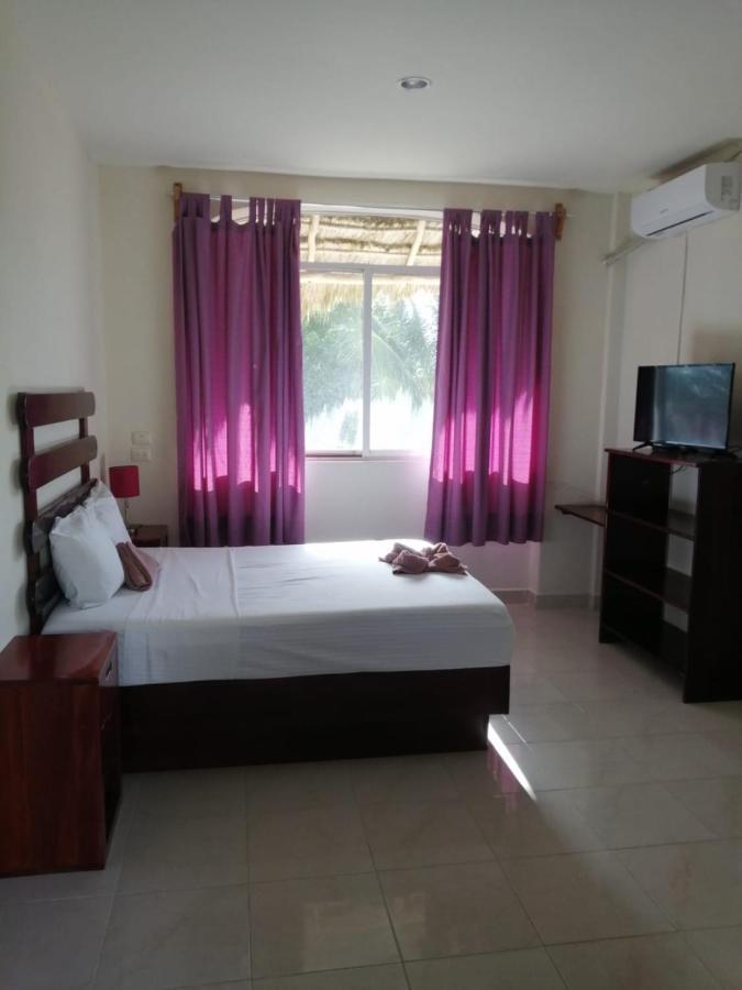 Porto Coral Hotel & Suites Chetumal Zewnętrze zdjęcie