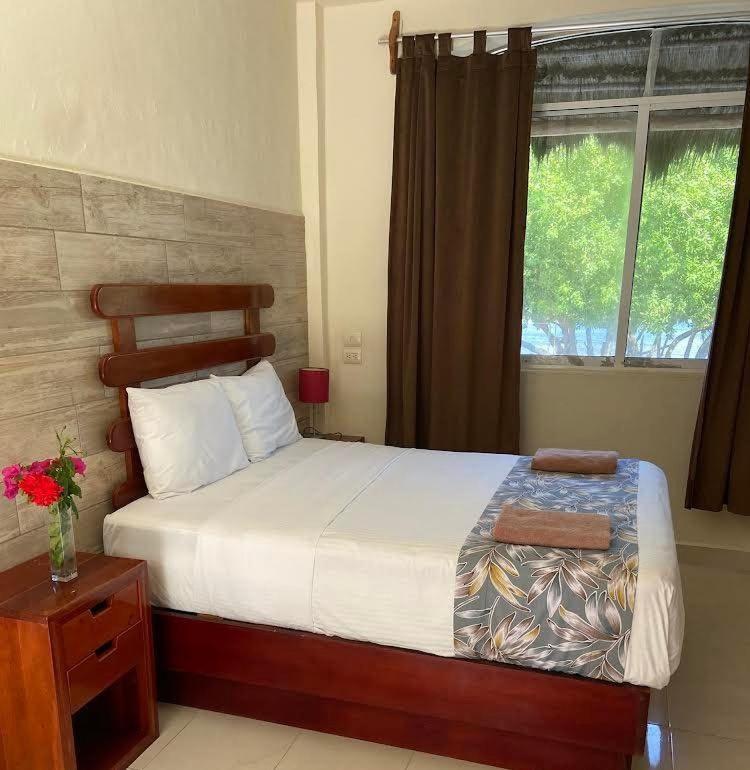 Porto Coral Hotel & Suites Chetumal Zewnętrze zdjęcie