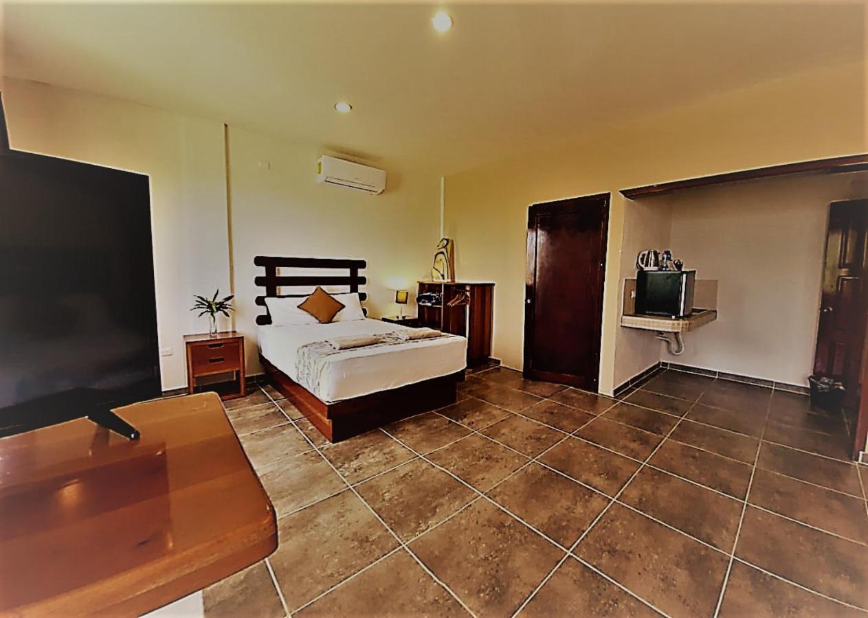 Porto Coral Hotel & Suites Chetumal Zewnętrze zdjęcie