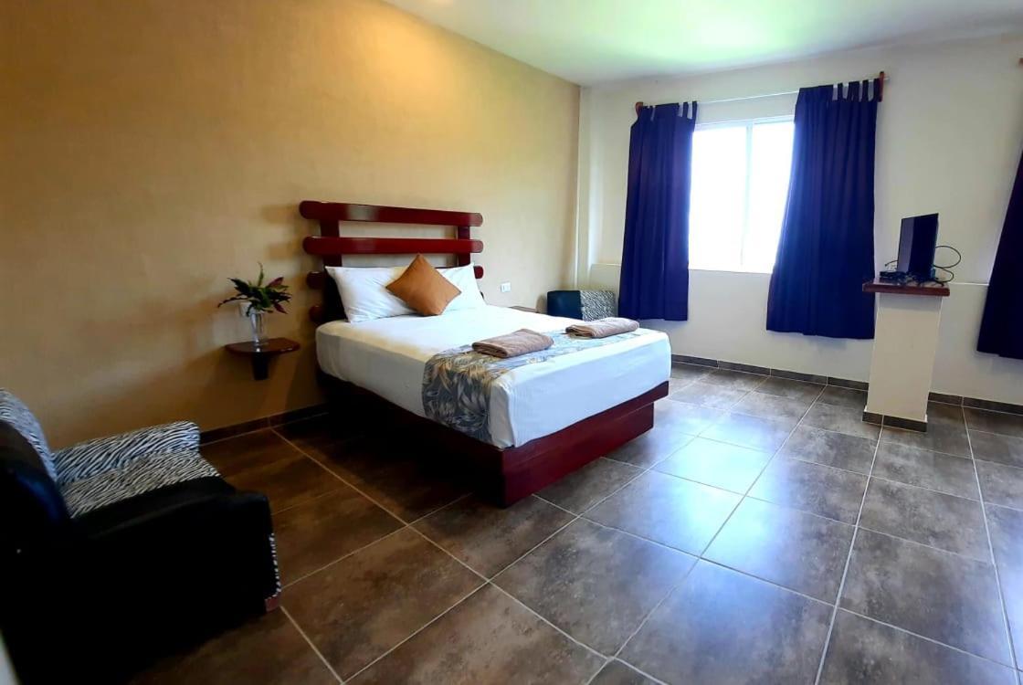 Porto Coral Hotel & Suites Chetumal Zewnętrze zdjęcie