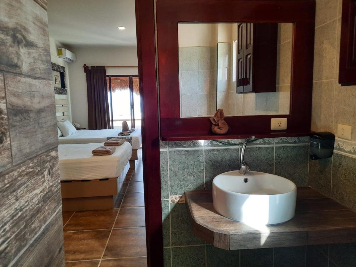Porto Coral Hotel & Suites Chetumal Zewnętrze zdjęcie